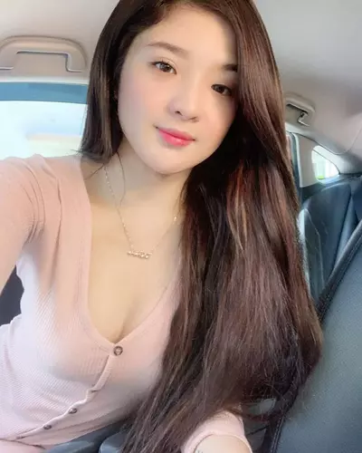 Kennedy, 28 years old, Asian escort model in Dubai, 167cm, Black hair
