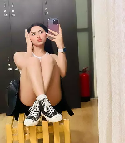 Piper, 26 years old, Caucasian escort model in Dubai, 162cm, Black hair